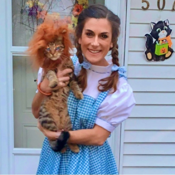 Meet your Posher, Meghan - Picture 4 of 4